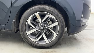Used 2022 Hyundai Grand i10 Nios Asta AMT 1.2 Kappa VTVT Petrol Automatic tyres RIGHT FRONT TYRE RIM VIEW