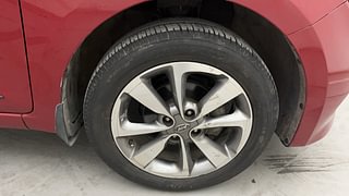 Used 2015 Hyundai Elite i20 Asta 1.2 Petrol Manual tyres RIGHT FRONT TYRE RIM VIEW