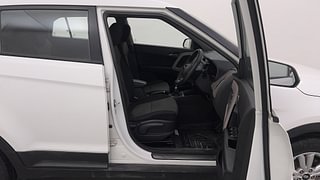 Used 2016 Hyundai Creta [2015-2018] 1.6 SX Plus Petrol Petrol Manual interior RIGHT SIDE FRONT DOOR CABIN VIEW