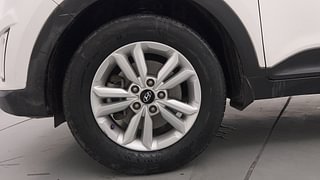 Used 2016 Hyundai Creta [2015-2018] 1.6 SX Plus Petrol Petrol Manual tyres LEFT FRONT TYRE RIM VIEW