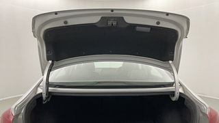 Used 2017 Hyundai Elantra [2016-2022] 2.0 SX(O) AT Petrol Automatic interior DICKY DOOR OPEN VIEW