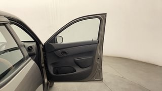 Used 2016 Renault Kwid [2017-2019] RXT 1.0 SCE Special Petrol Manual interior RIGHT FRONT DOOR OPEN VIEW