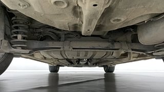 Used 2017 Hyundai Elantra [2016-2022] 2.0 SX(O) AT Petrol Automatic extra REAR UNDERBODY VIEW (TAKEN FROM REAR)