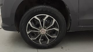 Used 2013 Maruti Suzuki Ertiga ZXi Petrol Manual tyres LEFT FRONT TYRE RIM VIEW