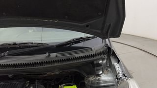 Used 2013 Maruti Suzuki Ertiga ZXi Petrol Manual engine ENGINE LEFT SIDE HINGE & APRON VIEW