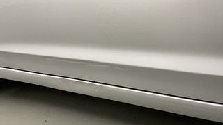Used 2017 Hyundai Elantra [2016-2022] 2.0 SX(O) AT Petrol Automatic dents MINOR DENT