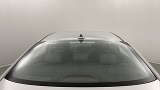 Used 2017 Hyundai Elantra [2016-2022] 2.0 SX(O) AT Petrol Automatic exterior BACK WINDSHIELD VIEW