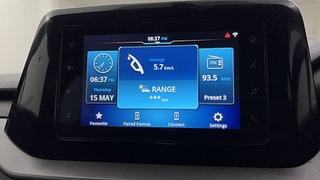 Used 2023 Maruti Suzuki Brezza ZXI Petrol Manual top_features Integrated (in-dash) music system
