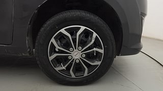 Used 2013 Maruti Suzuki Ertiga ZXi Petrol Manual tyres RIGHT FRONT TYRE RIM VIEW