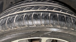 Used 2019 Maruti Suzuki Ciaz Alpha Petrol Petrol Manual tyres LEFT FRONT TYRE TREAD VIEW