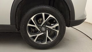 Used 2023 Toyota Urban Cruiser Hyryder V Hybrid Hybrid Automatic tyres LEFT REAR TYRE RIM VIEW