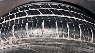 Used 2019 Hyundai Xcent [2017-2019] SX  Petrol+CNG (Outside Fitted) Petrol+cng Manual tyres RIGHT FRONT TYRE TREAD VIEW