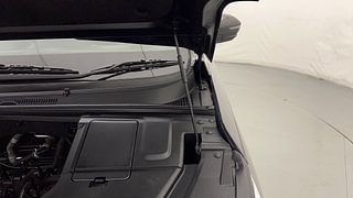 Used 2020 MG Motors Hector 1.5 Sharp DCT Petrol Automatic engine ENGINE LEFT SIDE HINGE & APRON VIEW