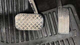 Used 2020 MG Motors Hector 1.5 Sharp DCT Petrol Automatic interior PEDALS VIEW