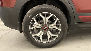 Used 2020 Kia Seltos GTX Plus DCT Dual Tone Petrol Automatic tyres RIGHT REAR TYRE RIM VIEW