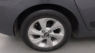 Used 2019 Hyundai Xcent [2017-2019] SX  Petrol+CNG (Outside Fitted) Petrol+cng Manual tyres RIGHT REAR TYRE RIM VIEW