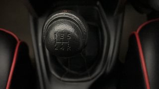 Used 2024 Toyota Innova Crysta 2.4 GX 8 STR Diesel Manual interior GEAR  KNOB VIEW