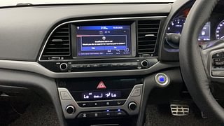 Used 2017 Hyundai Elantra [2016-2022] 2.0 SX(O) AT Petrol Automatic interior MUSIC SYSTEM & AC CONTROL VIEW