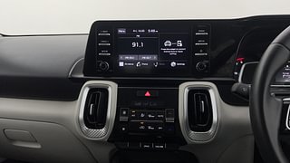 Used 2022 Kia Sonet HTX 1.0 DCT Petrol Automatic top_features Integrated (in-dash) music system