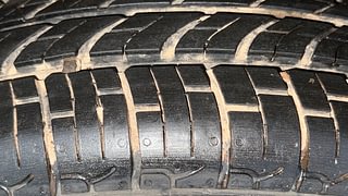 Used 2016 Renault Kwid RXT Petrol Manual tyres RIGHT REAR TYRE TREAD VIEW