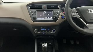Used 2020 Hyundai Elite i20 Asta 1.2 (O) Petrol Manual interior MUSIC SYSTEM & AC CONTROL VIEW