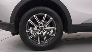 Used 2023 Mahindra XUV700 AX 7 Petrol AT Luxury Pack 7 STR Petrol Automatic tyres RIGHT REAR TYRE RIM VIEW