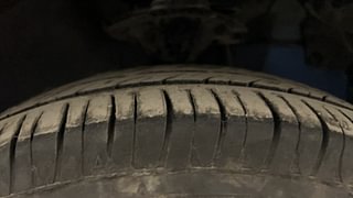 Used 2013 Hyundai Eon Magna Petrol Manual tyres RIGHT FRONT TYRE TREAD VIEW