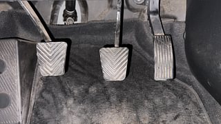 Used 2020 Hyundai Elite i20 Asta 1.2 (O) Petrol Manual interior PEDALS VIEW