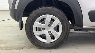 Used 2016 Renault Kwid RXT Petrol Manual tyres RIGHT REAR TYRE RIM VIEW