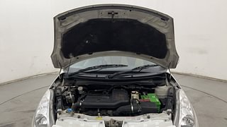 Used 2015 Maruti Suzuki Swift [2011-2017] ZDi Diesel Manual engine ENGINE & BONNET OPEN FRONT VIEW
