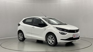Used 2023 Tata Altroz XT 1.2 Petrol Manual exterior RIGHT FRONT CORNER VIEW