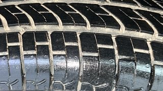 Used 2016 Renault Kwid RXT Petrol Manual tyres LEFT REAR TYRE TREAD VIEW