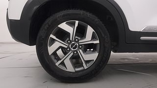 Used 2022 Kia Sonet HTX 1.0 DCT Petrol Automatic tyres RIGHT REAR TYRE RIM VIEW