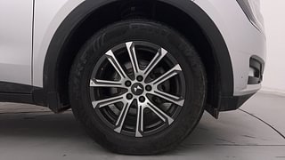 Used 2023 Mahindra XUV700 AX 7 Petrol AT Luxury Pack 7 STR Petrol Automatic tyres RIGHT FRONT TYRE RIM VIEW
