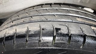 Used 2011 Maruti Suzuki Wagon R 1.0 [2010-2019] VXi Petrol Manual tyres LEFT REAR TYRE TREAD VIEW