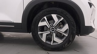 Used 2022 Kia Sonet HTX 1.0 DCT Petrol Automatic tyres RIGHT FRONT TYRE RIM VIEW