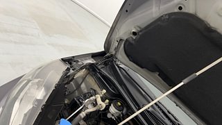 Used 2019 Honda WR-V VX MT Petrol Petrol Manual engine ENGINE RIGHT SIDE HINGE & APRON VIEW