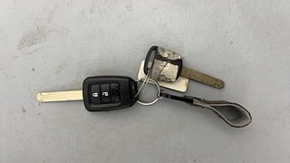 Used 2019 Honda WR-V VX MT Petrol Petrol Manual extra CAR KEY VIEW