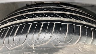 Used 2021 Honda Jazz ZX CVT Petrol Automatic tyres RIGHT FRONT TYRE TREAD VIEW