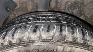 Used 2020 Hyundai Elite i20 Asta 1.2 (O) Petrol Manual tyres RIGHT REAR TYRE TREAD VIEW