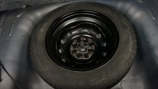 Used 2013 Hyundai Eon Magna Petrol Manual tyres SPARE TYRE VIEW