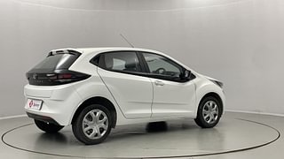 Used 2023 Tata Altroz XT 1.2 Petrol Manual exterior RIGHT REAR CORNER VIEW