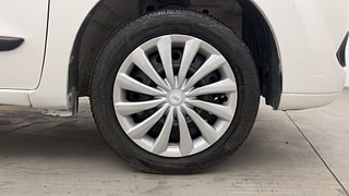 Used 2011 Maruti Suzuki Wagon R 1.0 [2010-2019] VXi Petrol Manual tyres RIGHT FRONT TYRE RIM VIEW