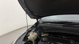 Used 2020 Kia Seltos GTX DCT Petrol Automatic engine ENGINE RIGHT SIDE HINGE & APRON VIEW