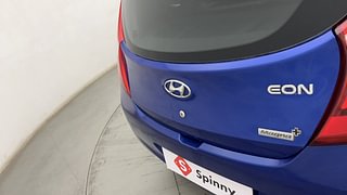 Used 2013 Hyundai Eon Magna Petrol Manual dents MINOR SCRATCH