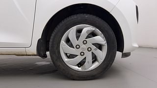 Used 2019 Hyundai New Santro 1.1 Sportz MT Petrol Manual tyres RIGHT FRONT TYRE RIM VIEW