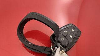 Used 2022 Tata Altroz XZ Plus 1.2 Petrol Manual extra CAR KEY VIEW