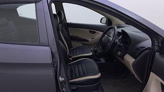 Used 2015 Hyundai Eon Magna + (O) 1.0 Petrol Manual interior RIGHT SIDE FRONT DOOR CABIN VIEW