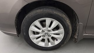 Used 2013 Honda City [2011-2014] 1.5 V MT Petrol Manual tyres LEFT FRONT TYRE RIM VIEW