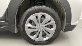 Used 2023 Maruti Suzuki Fronx Delta 1.2L AGS Petrol Automatic tyres RIGHT FRONT TYRE RIM VIEW